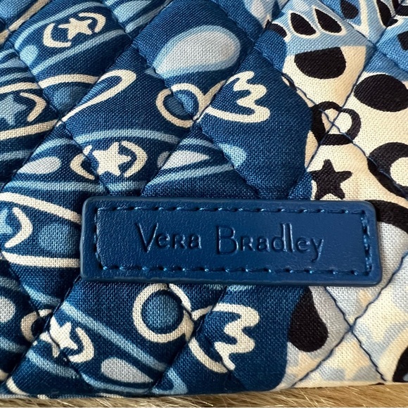 New VERA BRADLEY Blue Star Medallion Iconic Grand Large Weekender Bag Starburst - Picture 3 of 11